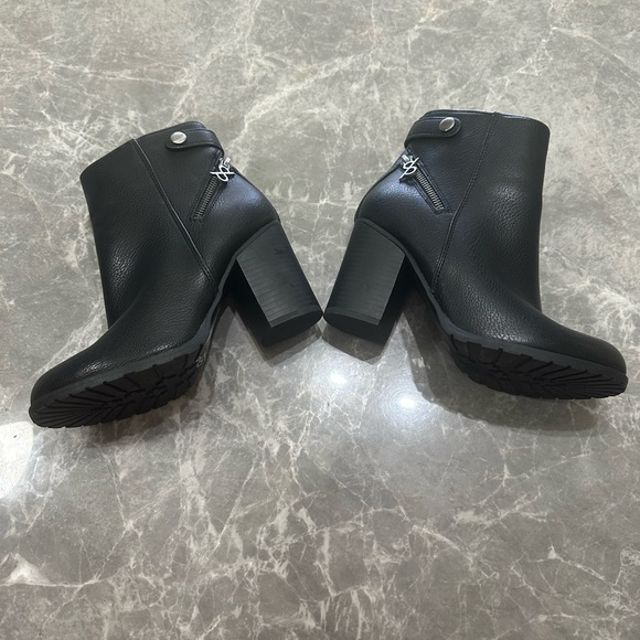 Parker & Sky Black Chunky Boots Zippy Charm Women’s Size 6M - Picture 2 of 5